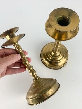 Vintage Pair Ornate Brass Candle Holder Candlesticks Wax Catch Hollywood Regency